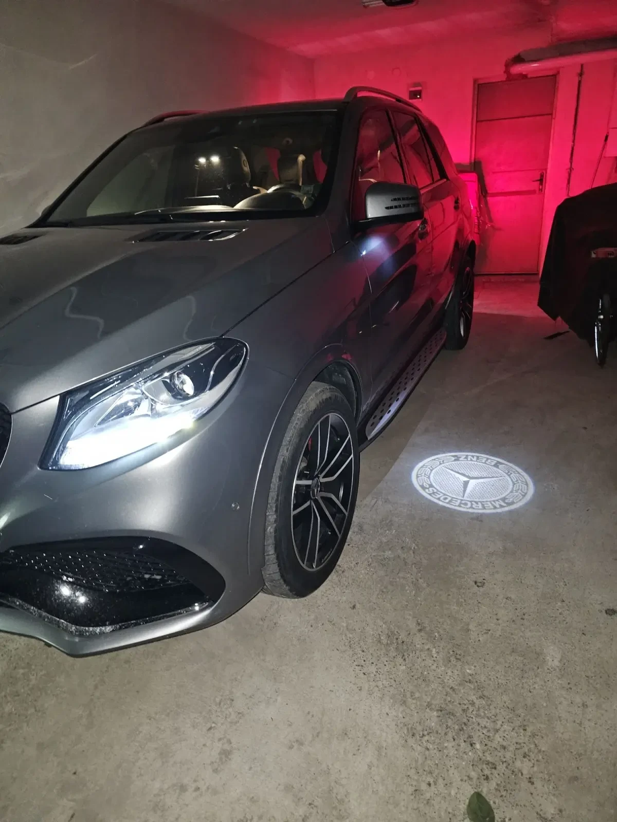 Mercedes-Benz GLE, снимка 6 - Автомобили и джипове - 54395123