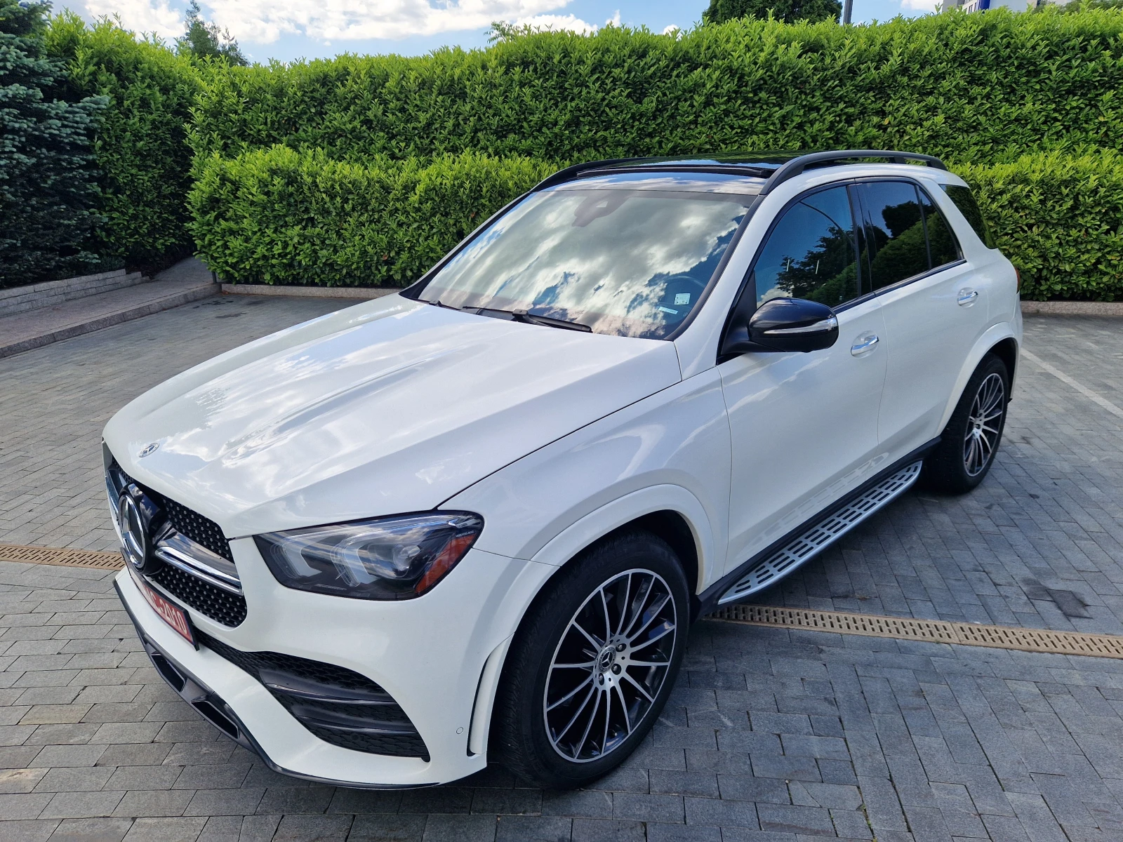 Mercedes-Benz GLE 350 4MATIC AMG PANORAMA BURMESTER AIRMATIC NIGHT PACK, снимка 6 - Автомобили и джипове - 54729476