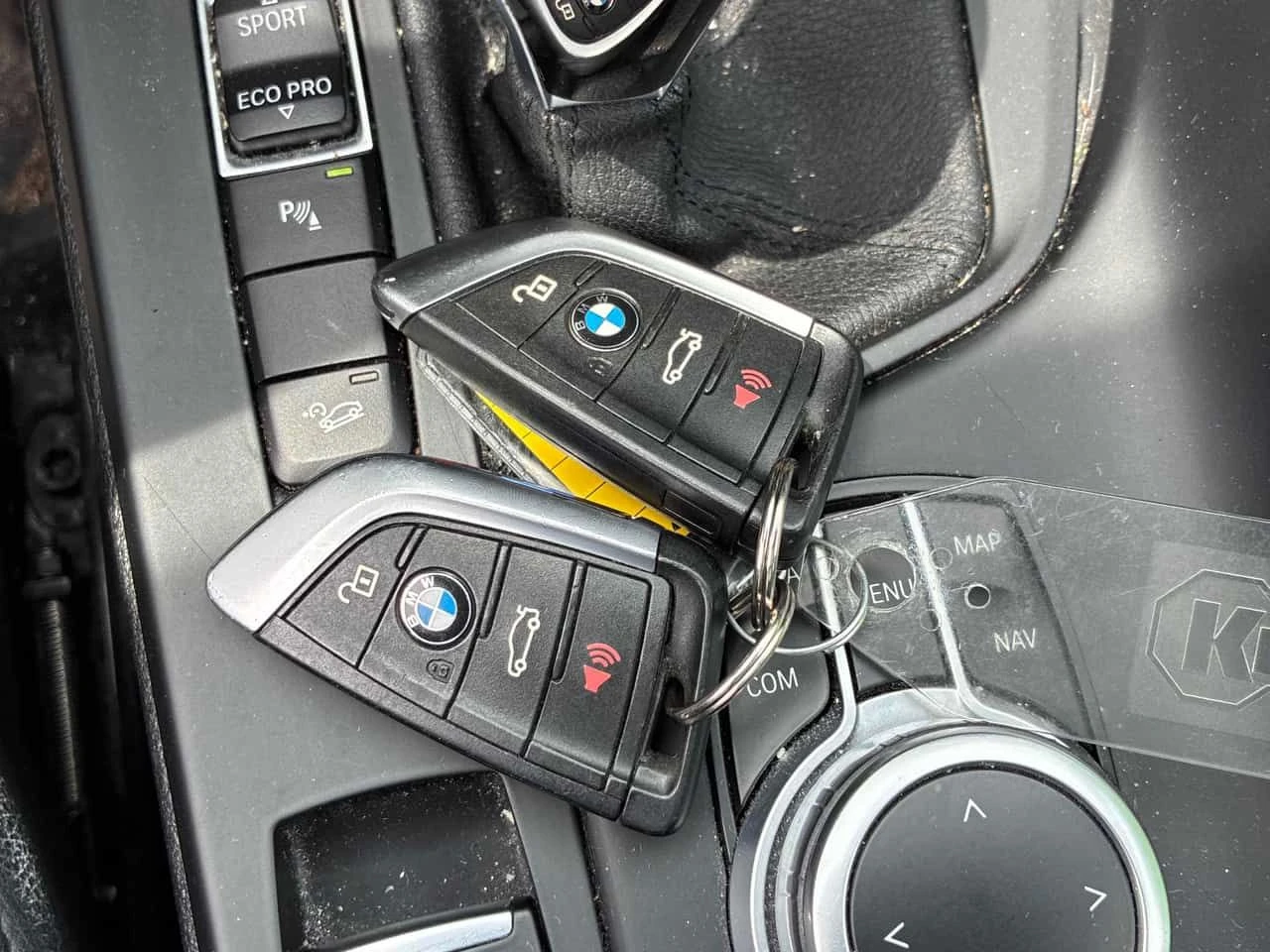BMW X1 xDrive28i/ПАНОРАМА/ПОДГРЕВИ, снимка 12 - Автомобили и джипове - 54887894