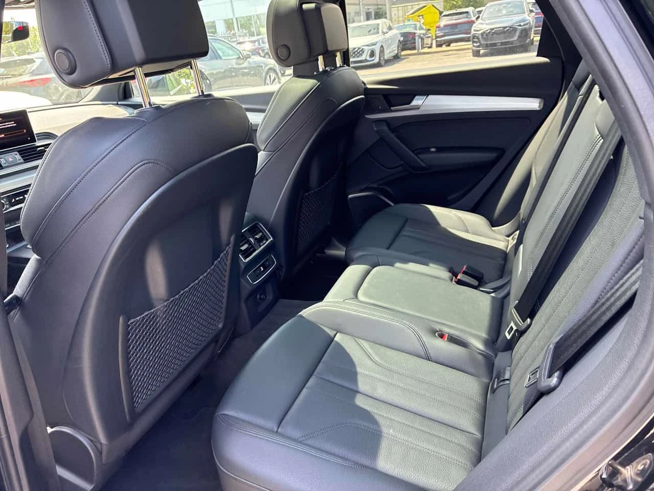 Audi Q5 * Progressiv * CARFAX * БЕЗ ПЪРВОНАЧАЛНА ВНОСКА, снимка 13 - Автомобили и джипове - 55054281
