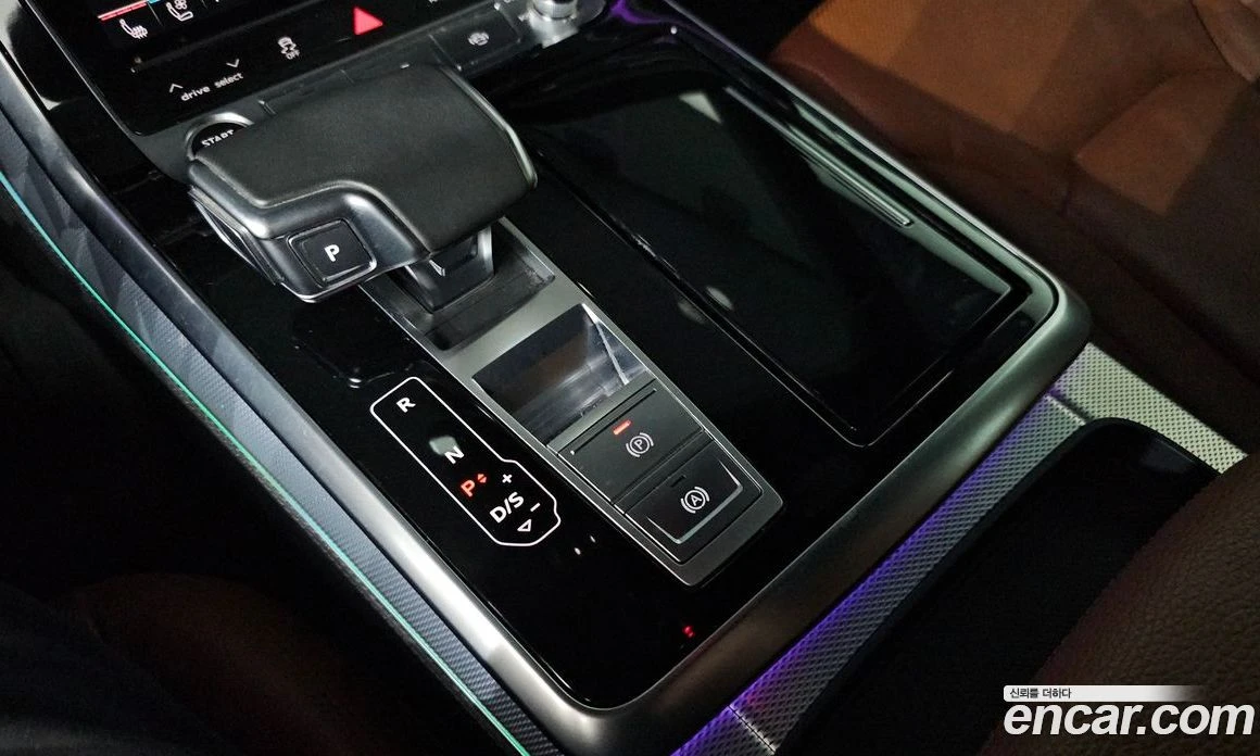 Audi Q8 45 TDI Quattro Premium, снимка 9 - Автомобили и джипове - 55676682