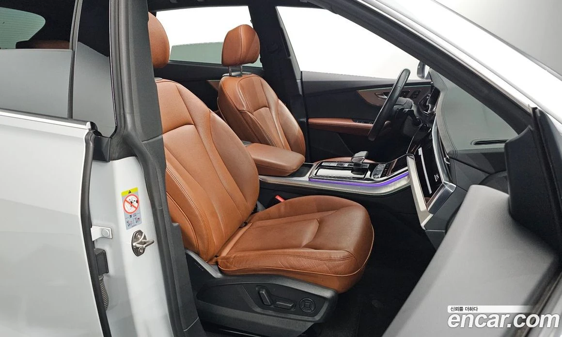 Audi Q8 45 TDI Quattro Premium, снимка 12 - Автомобили и джипове - 55676682