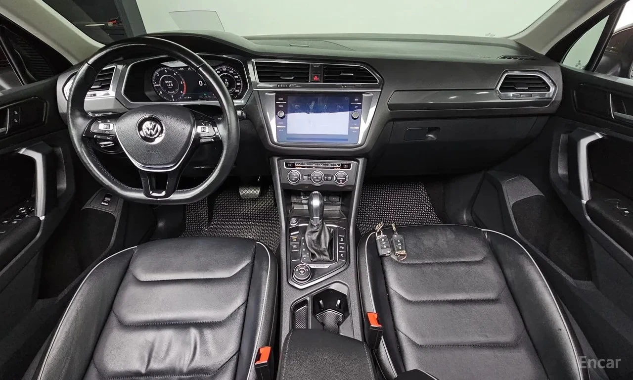 VW Tiguan * 2.0 TDI 4Motion Prestige * ЦЕНА ДО БГ, снимка 6 - Автомобили и джипове - 55886791