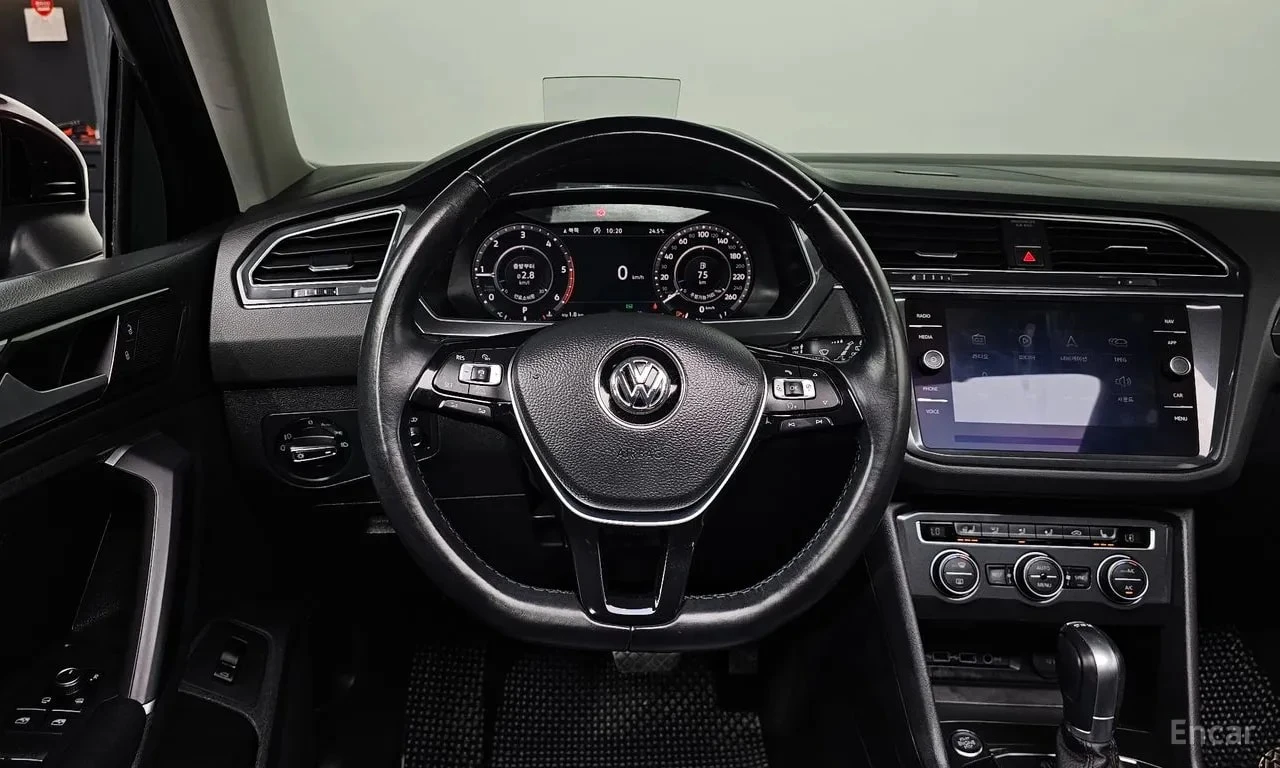 VW Tiguan * 2.0 TDI 4Motion Prestige * ЦЕНА ДО БГ, снимка 7 - Автомобили и джипове - 55886791