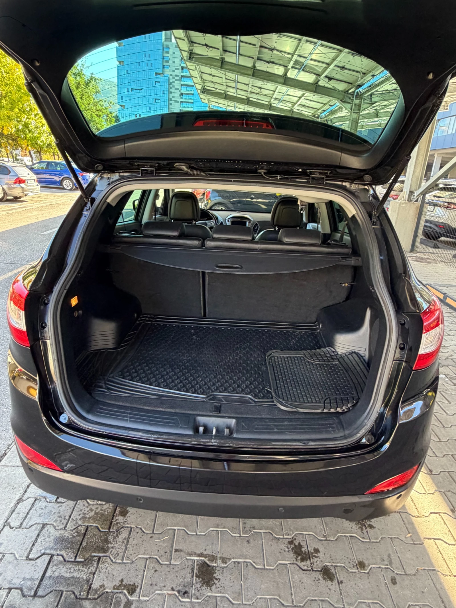 Hyundai IX35, снимка 9 - Автомобили и джипове - 56361523