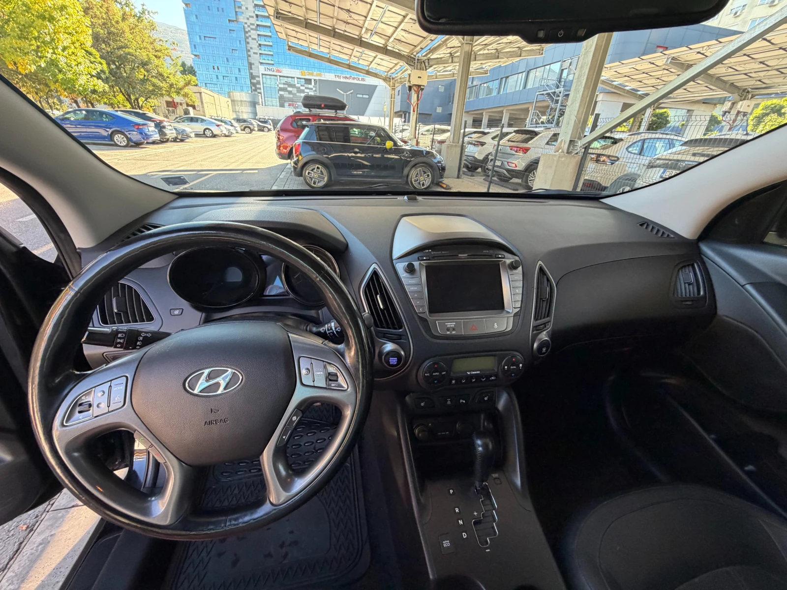 Hyundai IX35, снимка 11 - Автомобили и джипове - 56361523