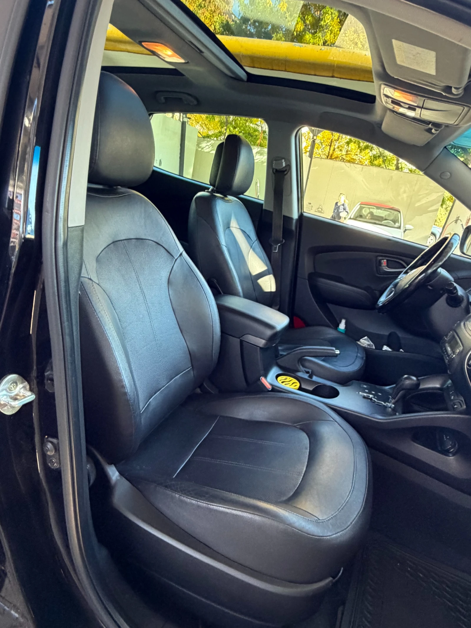 Hyundai IX35, снимка 7 - Автомобили и джипове - 56361523