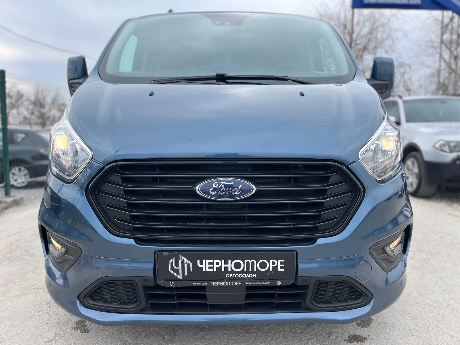 Ford Transit Tourneo Custom 2.0 TDCI automatic 7+ 1 PREMIUM Ful - изображение 2