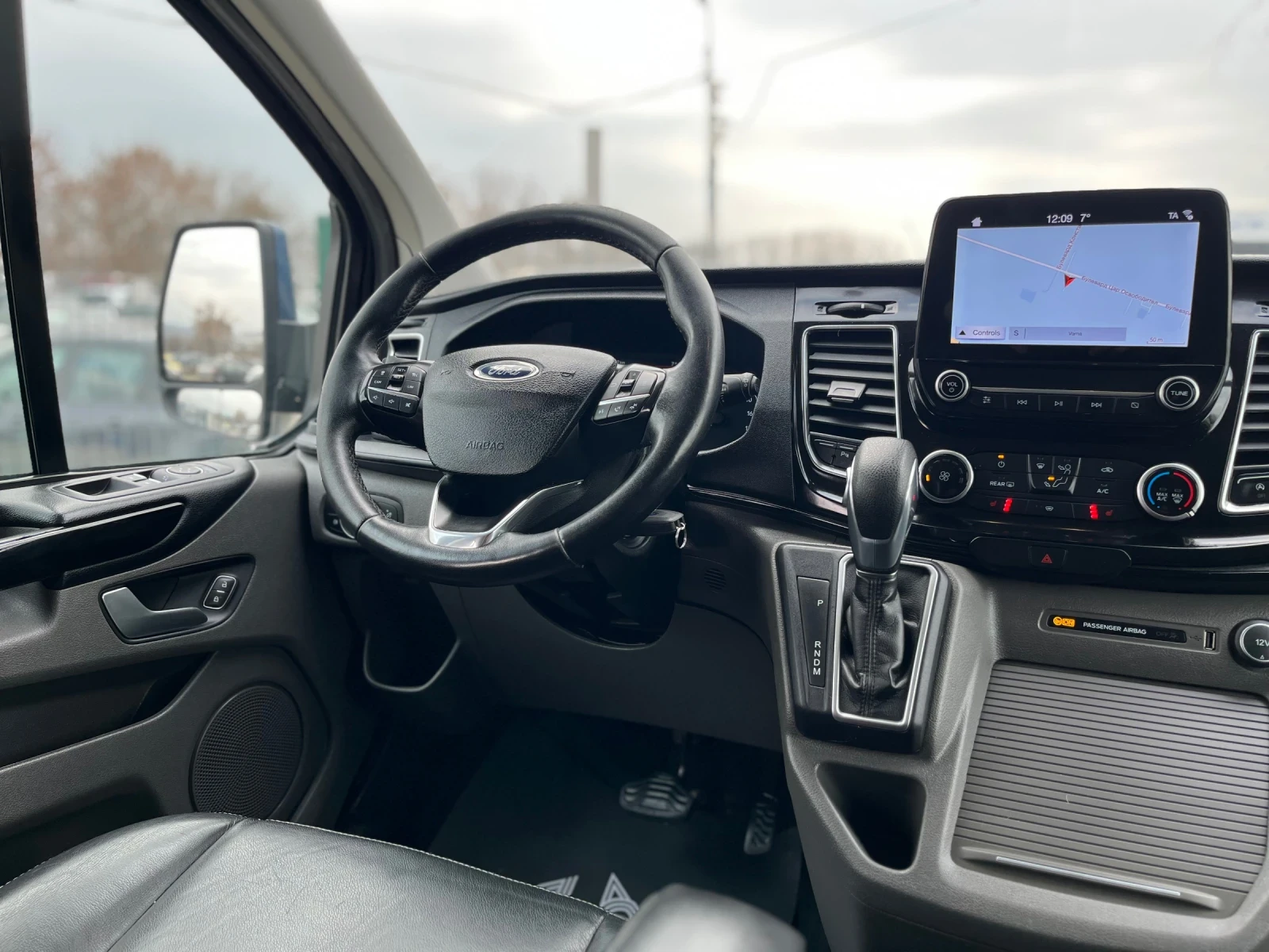 Ford Transit Tourneo Custom 2.0 TDCI automatic 7+ 1 PREMIUM Ful - изображение 9