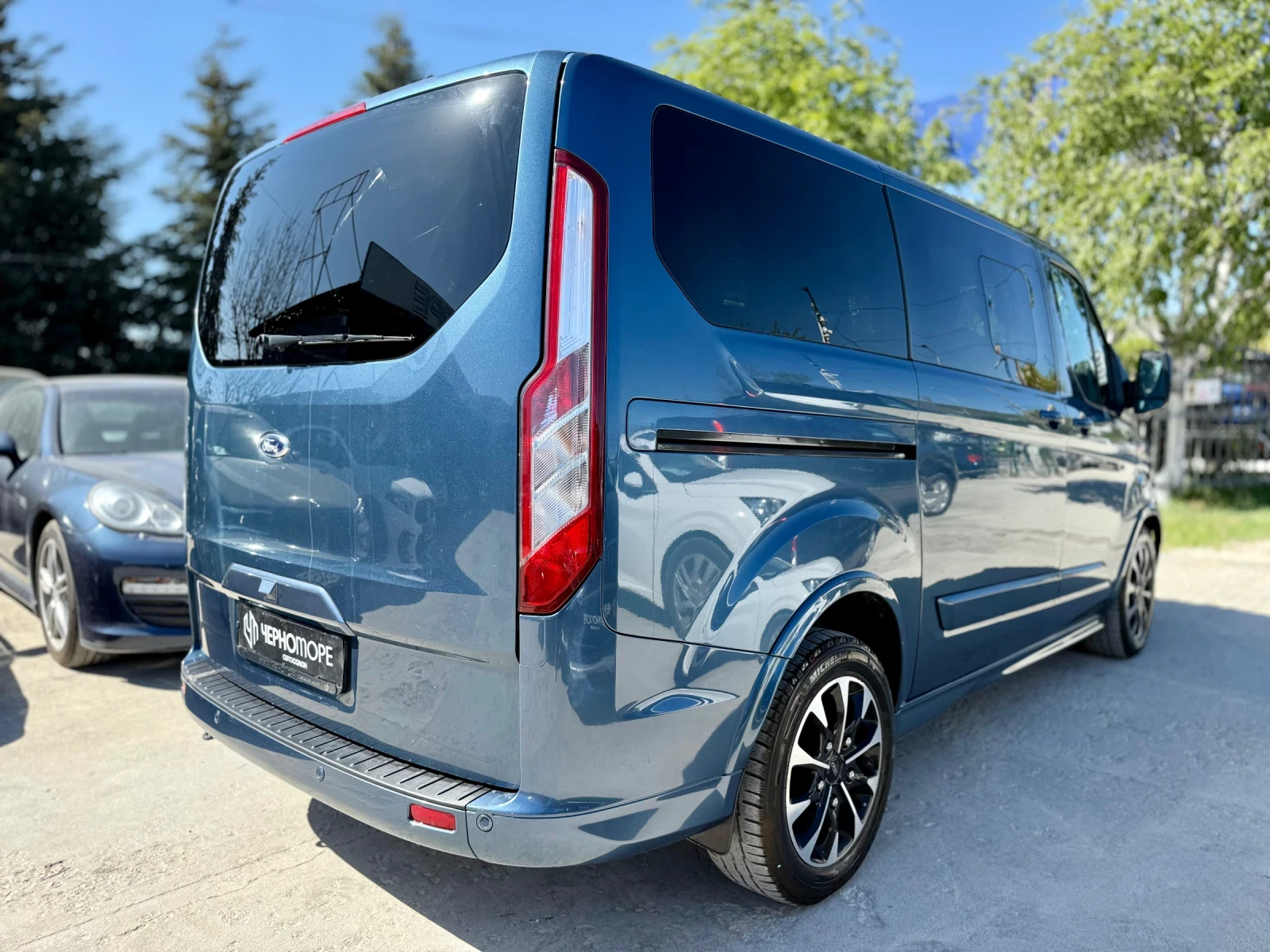 Ford Transit Tourneo Custom 2.0 TDCI automatic 7+ 1 PREMIUM Ful - изображение 6