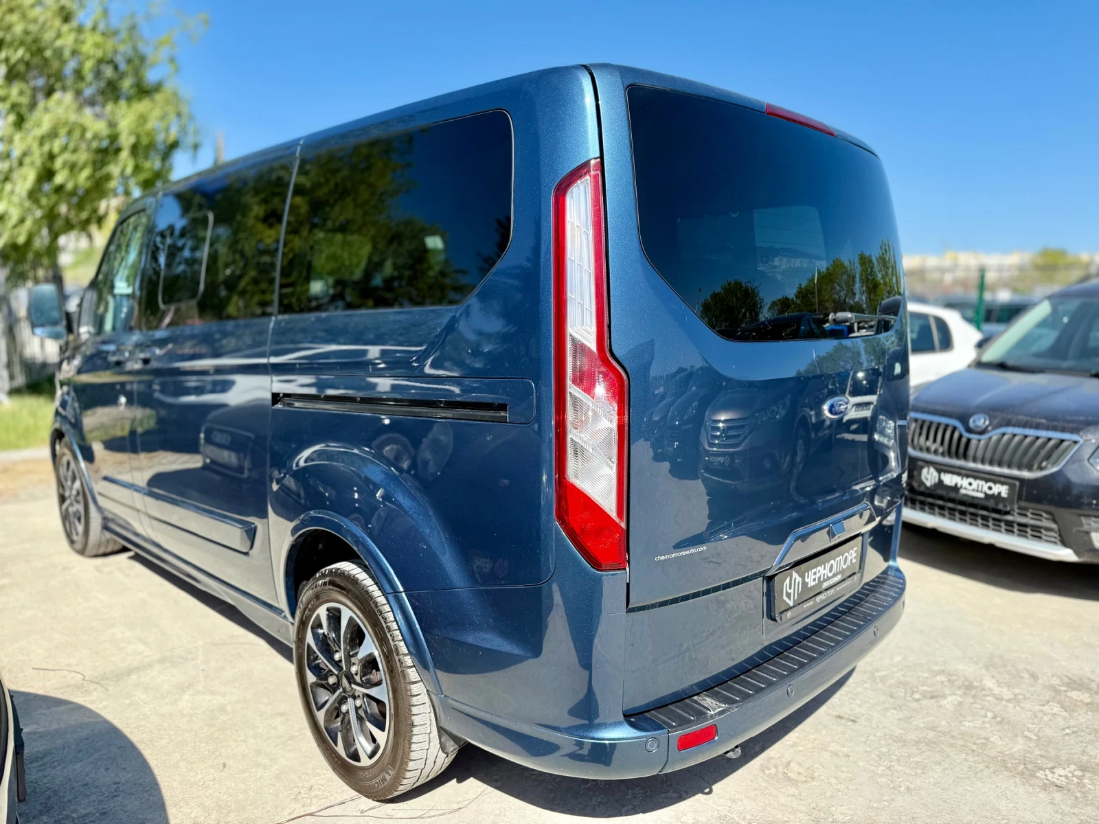 Ford Transit Tourneo Custom 2.0 TDCI automatic 7+ 1 PREMIUM Ful - изображение 4