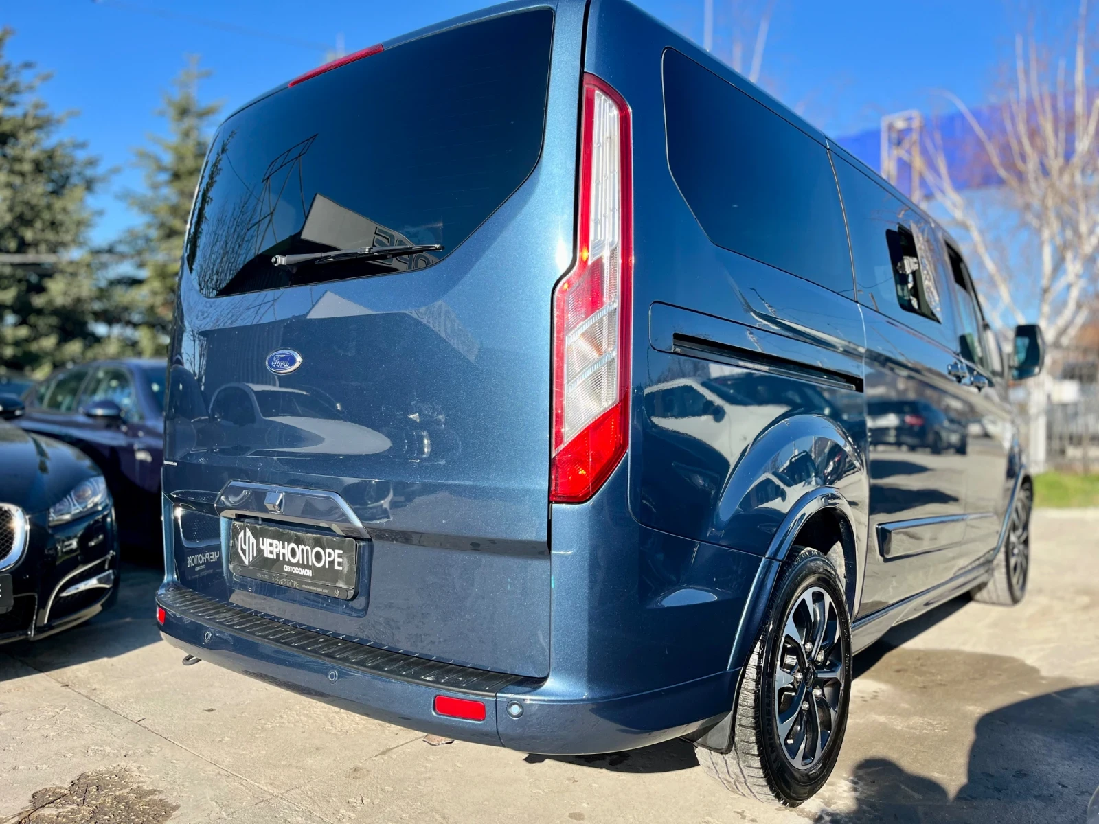 Ford Transit Tourneo Custom 2.0 TDCI automatic 7+ 1 PREMIUM Ful - изображение 6