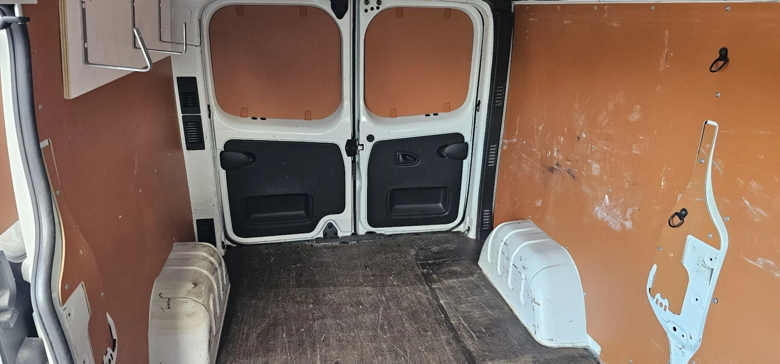 Renault Trafic XXL - клима-euro 6Y, снимка 16 - Бусове и автобуси - 55289659