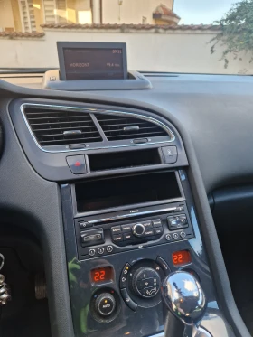 Peugeot 5008 2.0 HDI, снимка 16