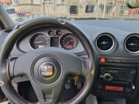 Seat Ibiza, снимка 12 - Автомобили и джипове - 45522240
