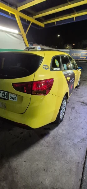 Обява за продажба на Kia Ceed 1.4i LPG Taxi Yellow ~8 000 лв. - изображение 4