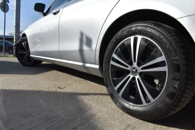 Mercedes-Benz E 220 9G* FACELIFT* SERVICE-HISTORY-DIGITAL - 49990 лв. / 25559.48 € - 76671399 2