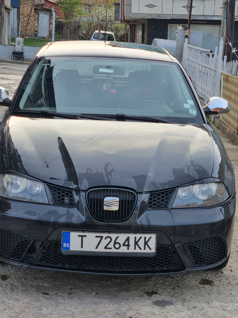 Seat Ibiza, снимка 1 - Автомобили и джипове - 45522240