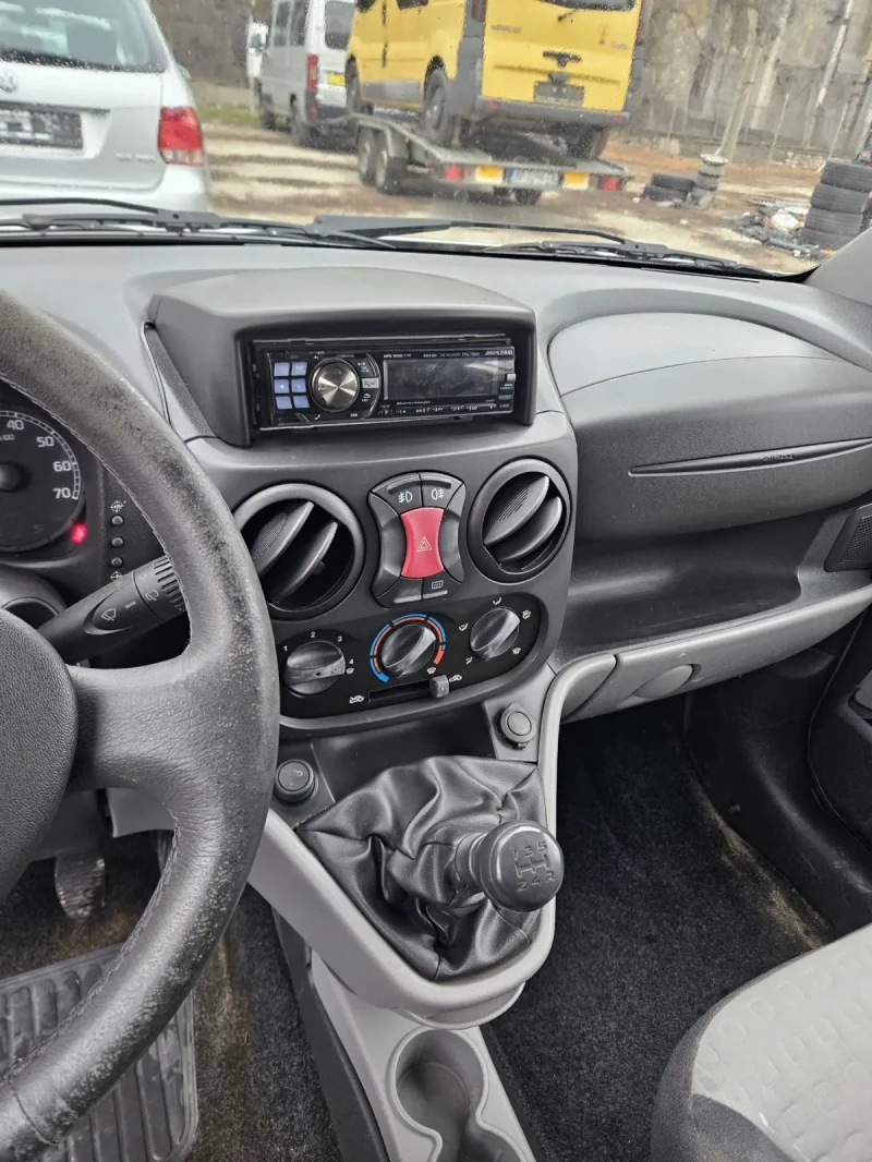 Fiat Doblo 1.4I, снимка 7 - Автомобили и джипове - 48236826