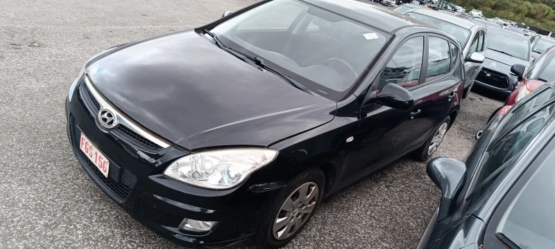 Hyundai I30 1.4i, снимка 1 - Автомобили и джипове - 48569230