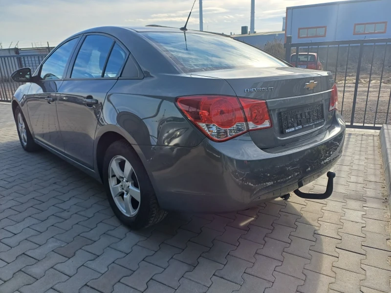 Chevrolet Cruze 1.6i, снимка 5 - Автомобили и джипове - 48938843