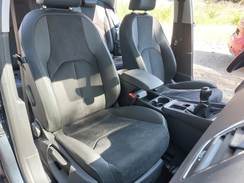 Seat Leon 1.4TGi 110кс и 1.5TGi 131кс NAVI ПАНОРАМА КОЖА 2бр, снимка 10 - Автомобили и джипове - 51994238