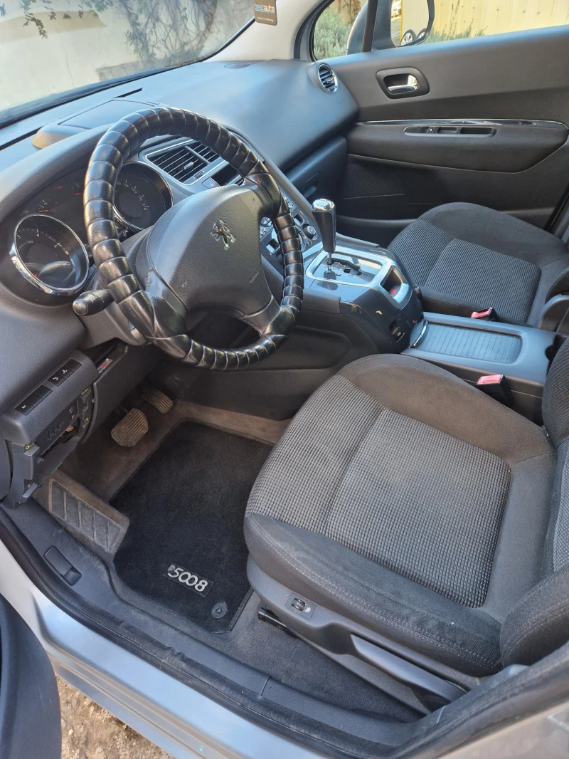 Peugeot 5008 2.0 HDI, снимка 13 - Автомобили и джипове - 52917918