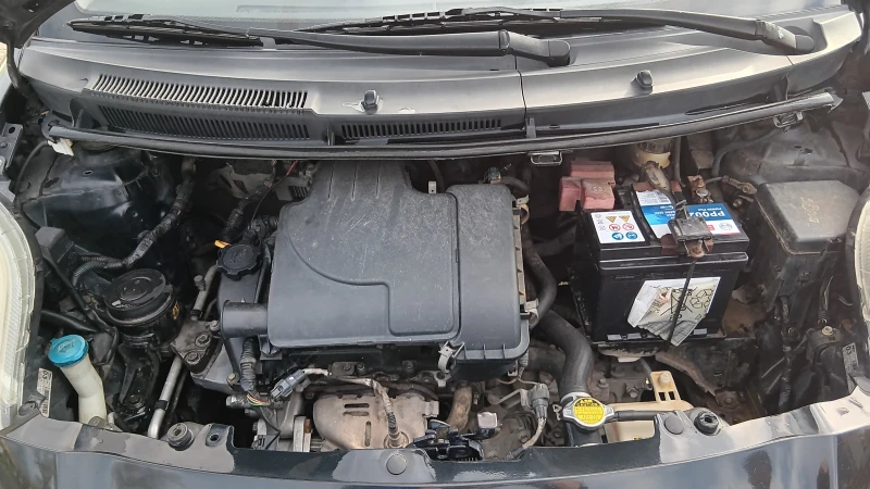 Toyota Yaris, снимка 10 - Автомобили и джипове - 53036489