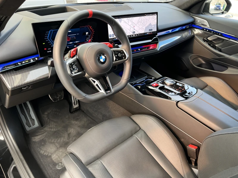 BMW M5 4.4 V8/PLUG-IN/xDrive/CARBON/B&W/HEAD UP/360/, снимка 9 - Автомобили и джипове - 53445738