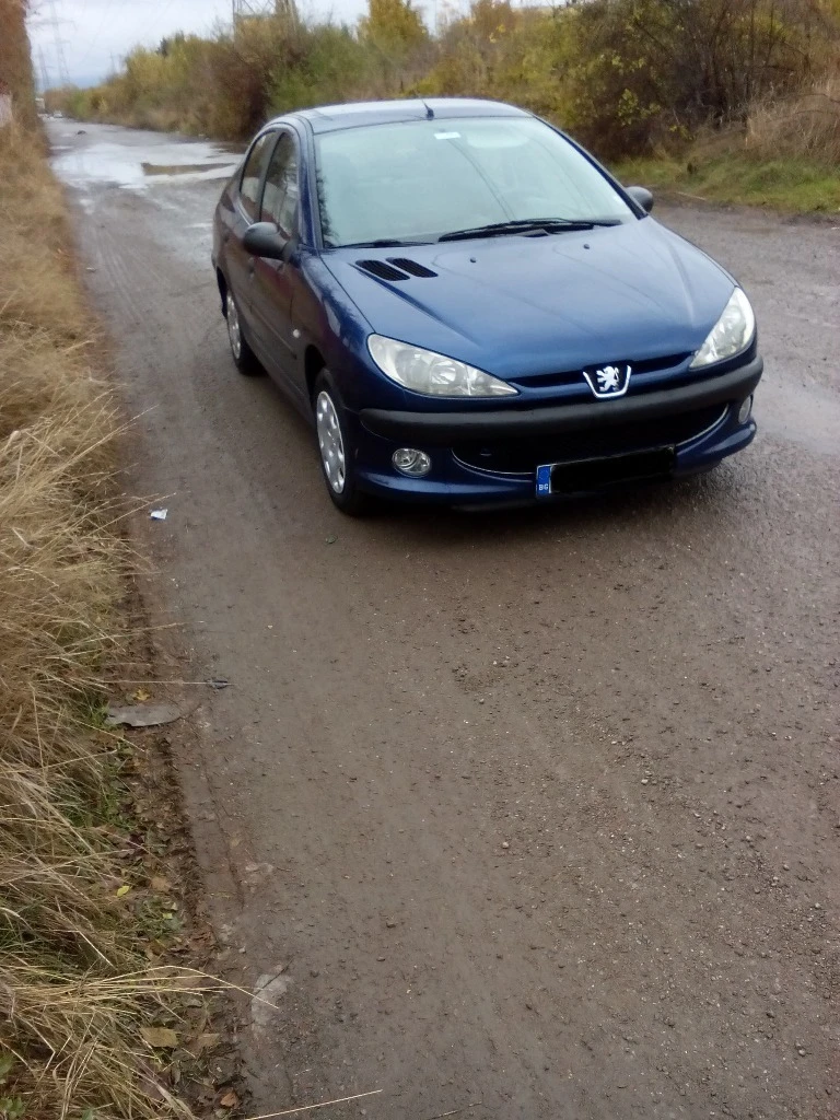 Peugeot 206 1.4i, снимка 1 - Автомобили и джипове - 46309303