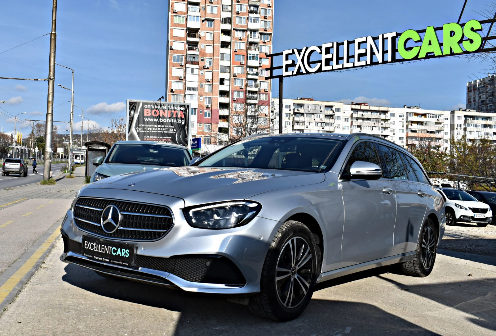 Mercedes-Benz E 220 9G* FACELIFT* SERVICE-HISTORY-DIGITAL, снимка 1