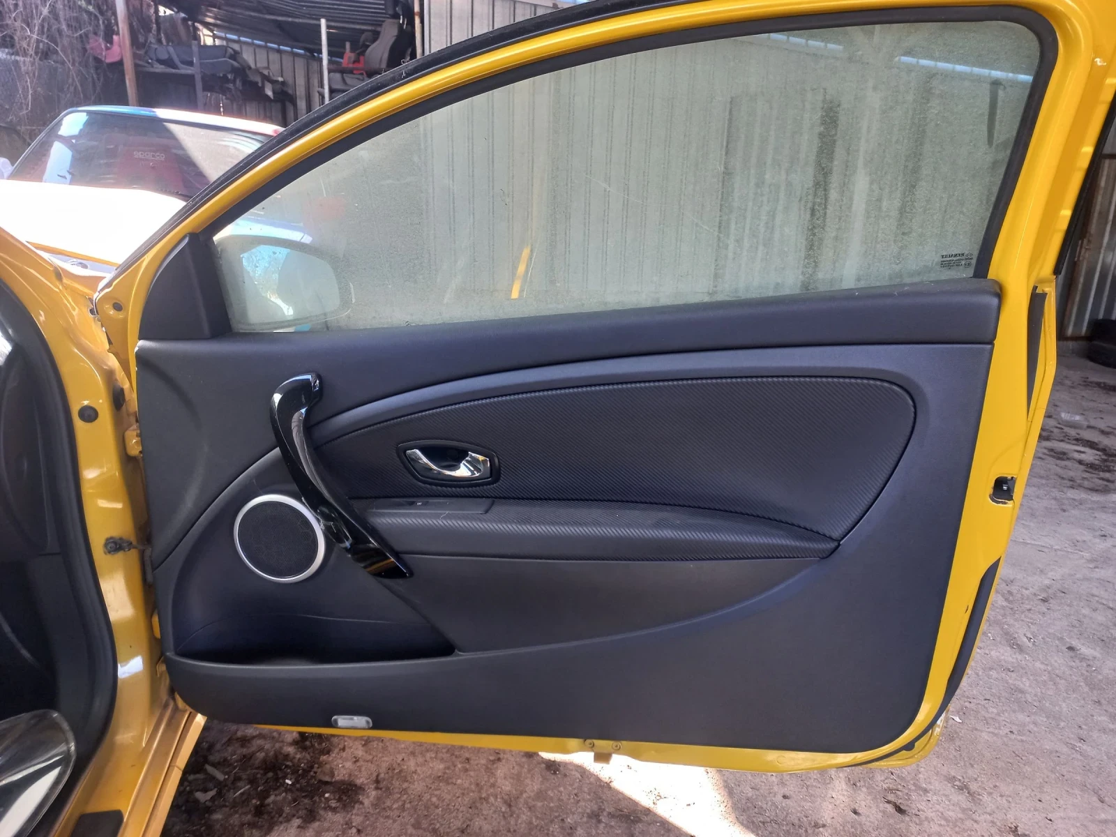 Renault Megane Megane RS на части 2000 кубика 300 коня - изображение 8