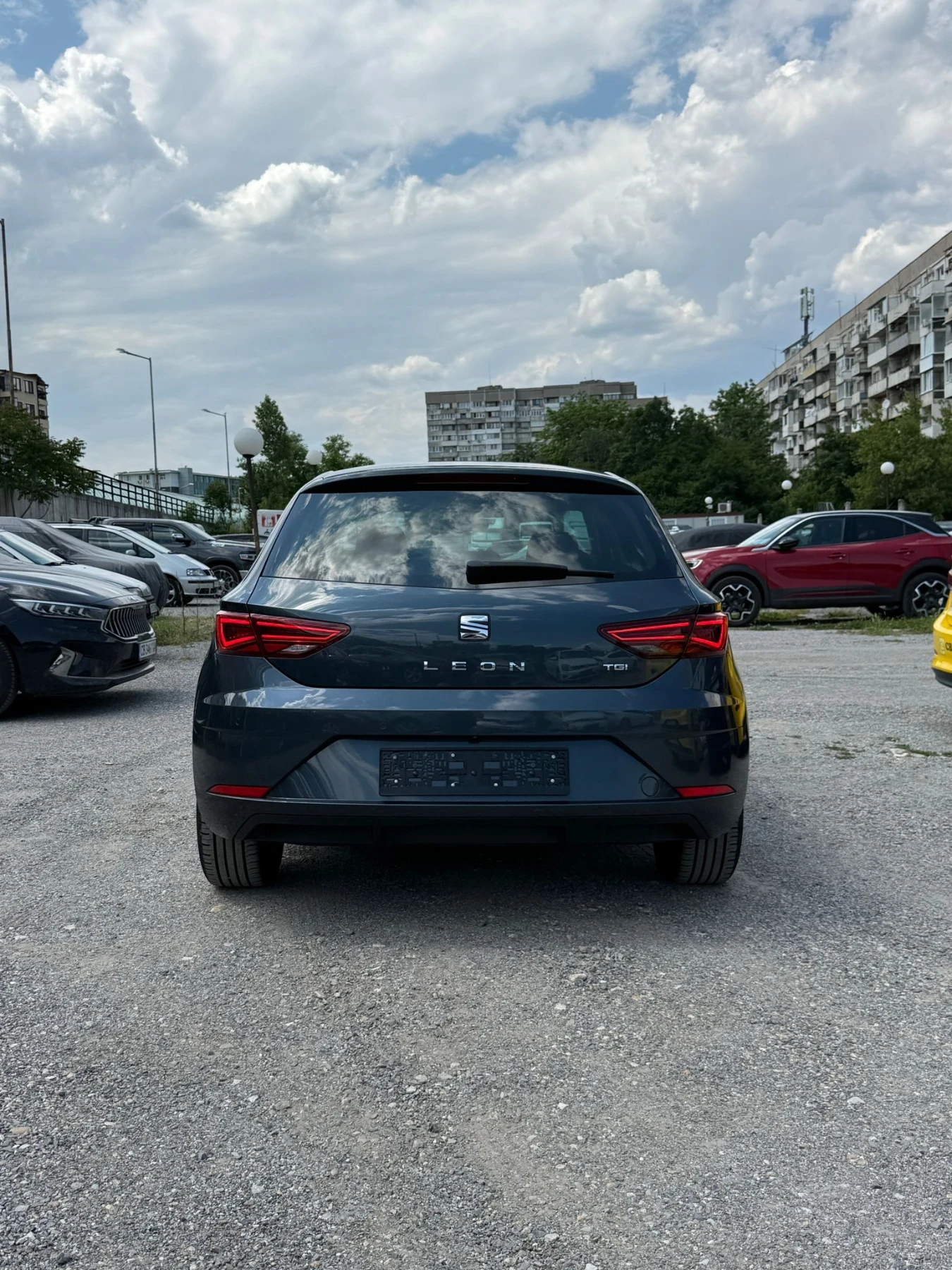 Seat Leon 1.5TGi 131коня FR NAVI КОЖА CARPLAY - изображение 7