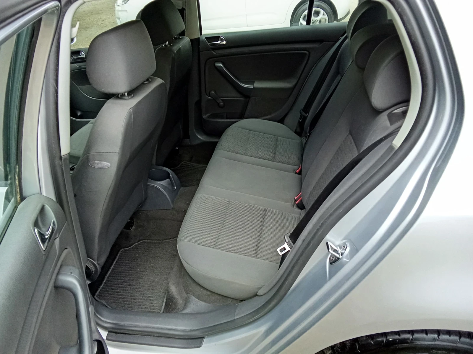 VW Golf 1.9TDI-105k.c - изображение 8