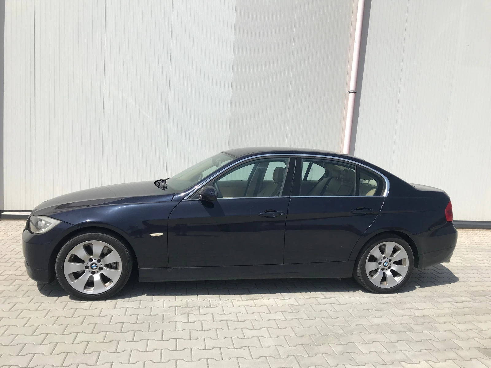 BMW 330 3.0D 231 - изображение 2
