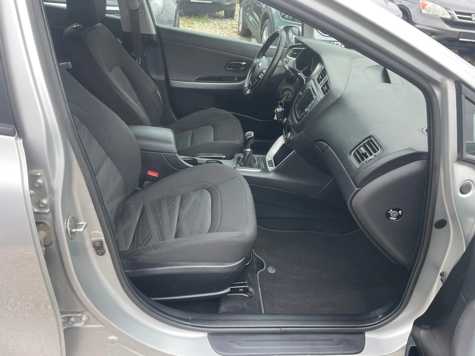 Kia Ceed 1.6 CRDi Navi | Mobile.bg   13