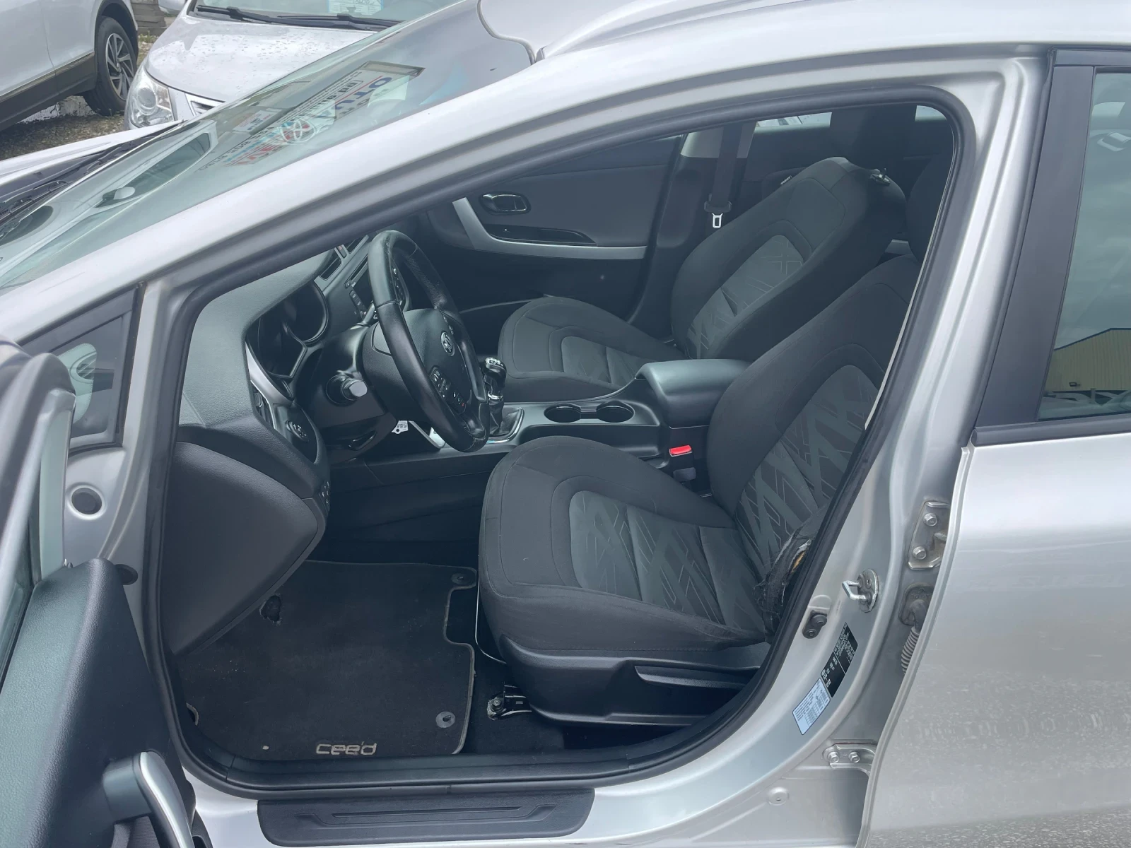 Kia Ceed 1.6 CRDi Navi - изображение 9