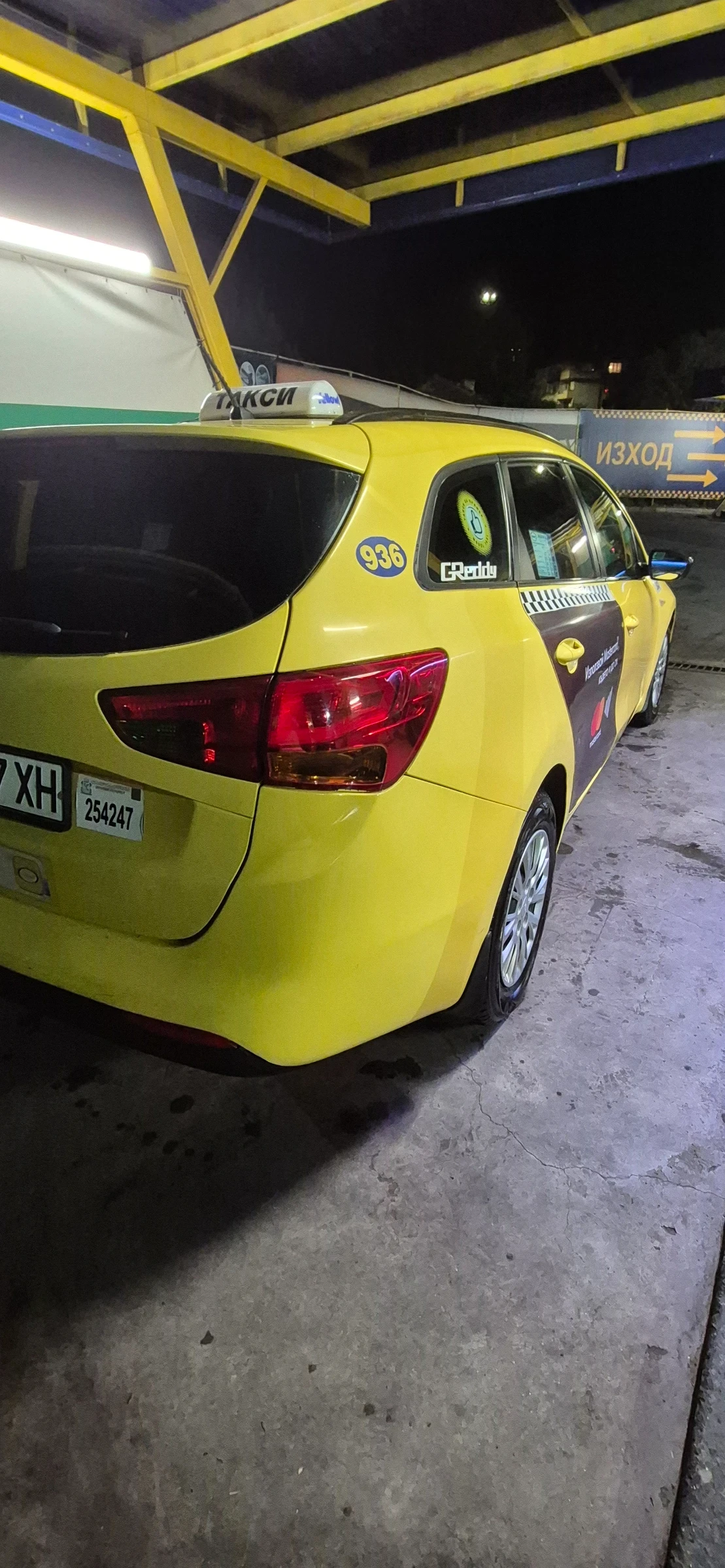 Kia Ceed 1.4i LPG Taxi Yellow - изображение 5