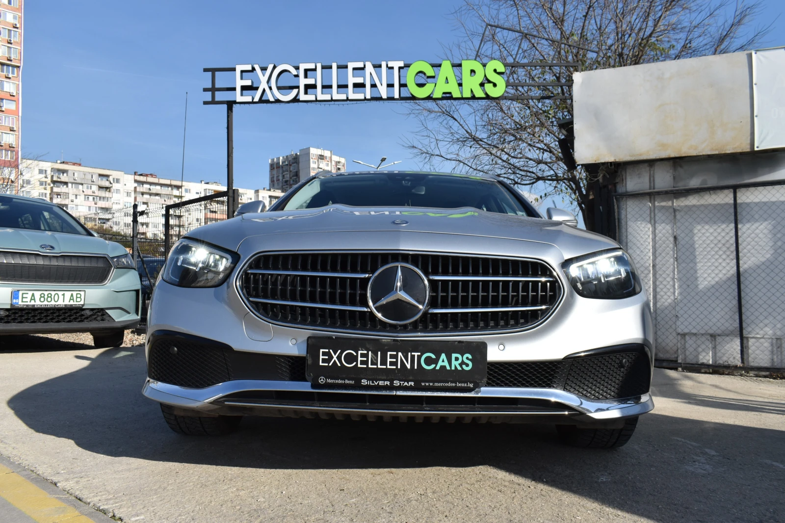 Mercedes-Benz E 220 9G* FACELIFT* SERVICE-HISTORY-DIGITAL - изображение 8