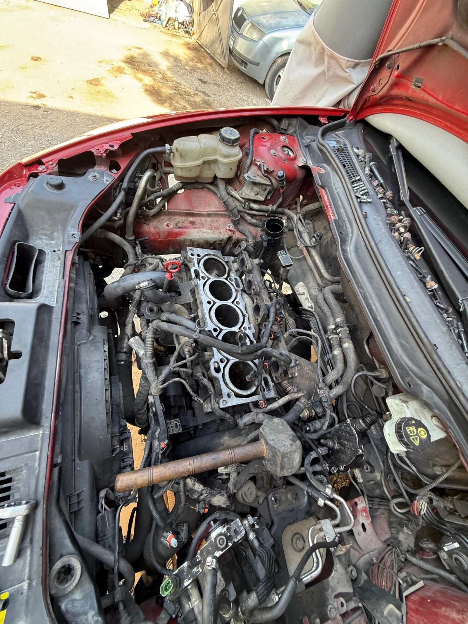 Volvo C30 2.4 D5 | Mobile.bg � ����������� 9