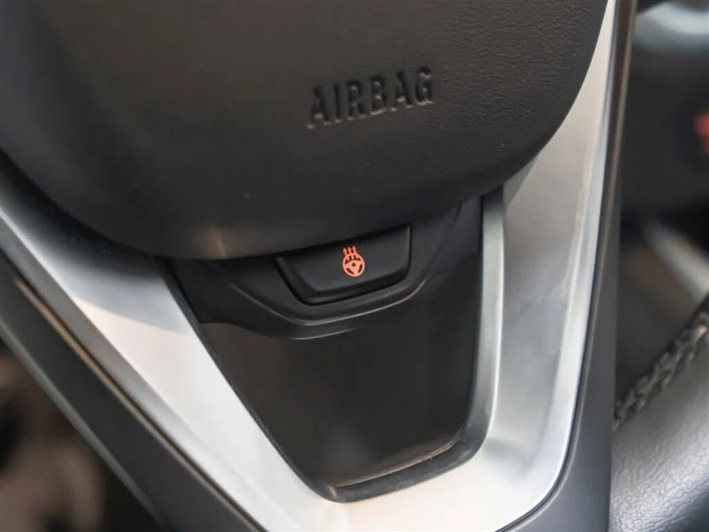 BMW 330 xDrive* АвтоКредит* (ЦЕНА ДО БГ), снимка 7 - Автомобили и джипове - 54042116