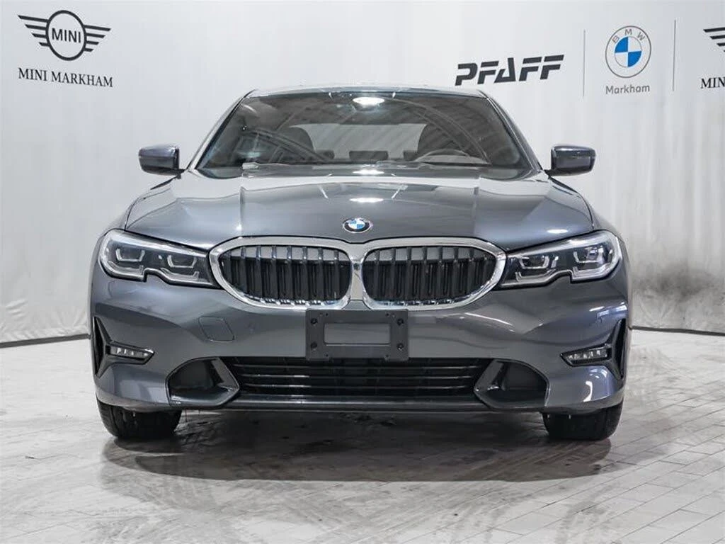 BMW 330 xDrive* АвтоКредит* (ЦЕНА ДО БГ), снимка 3 - Автомобили и джипове - 54042116