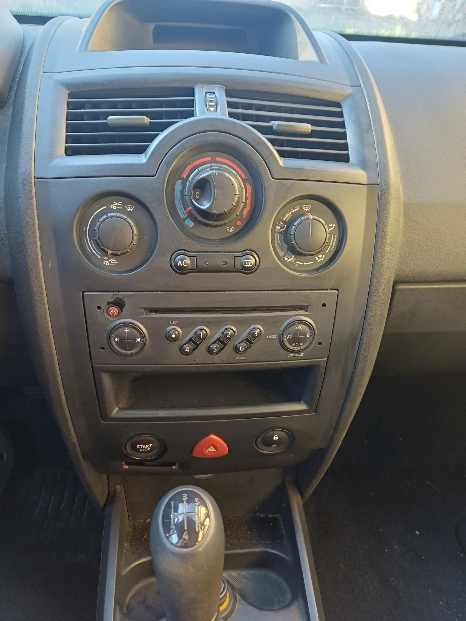 Renault Megane, снимка 5 - Автомобили и джипове - 54126197