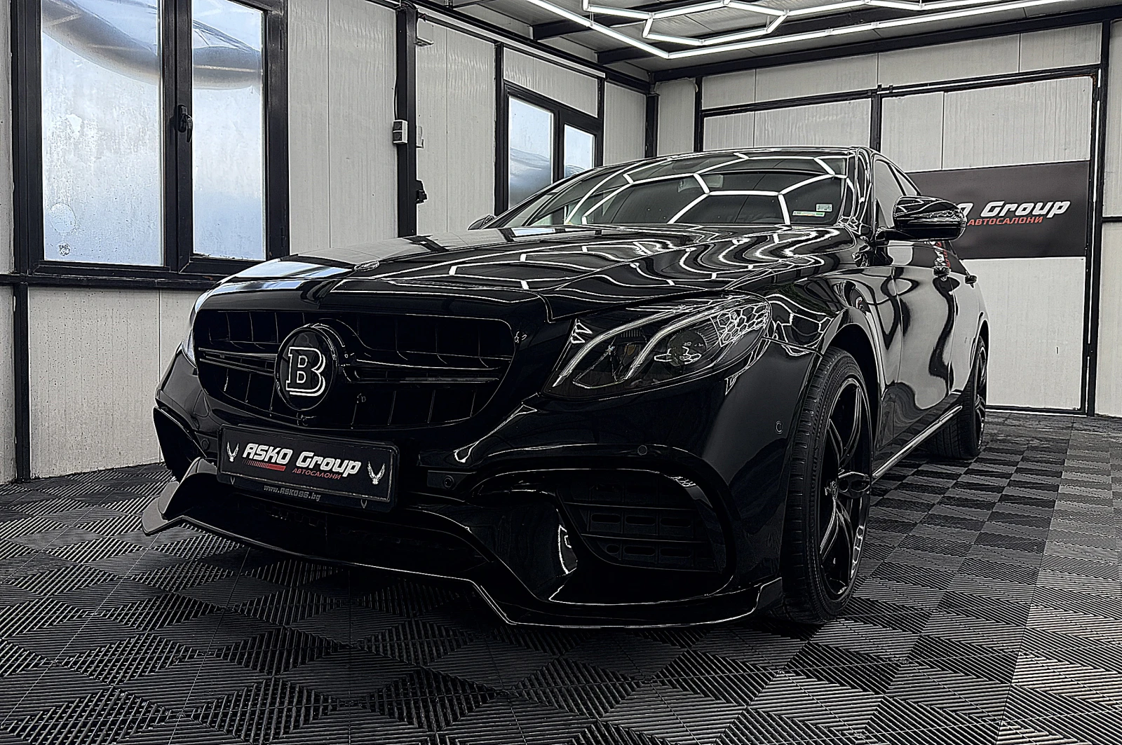 Mercedes-Benz E 220 BRABUS-PAKET/START STOP/AMBIENT/СОБСТВЕН ЛИЗИНГ