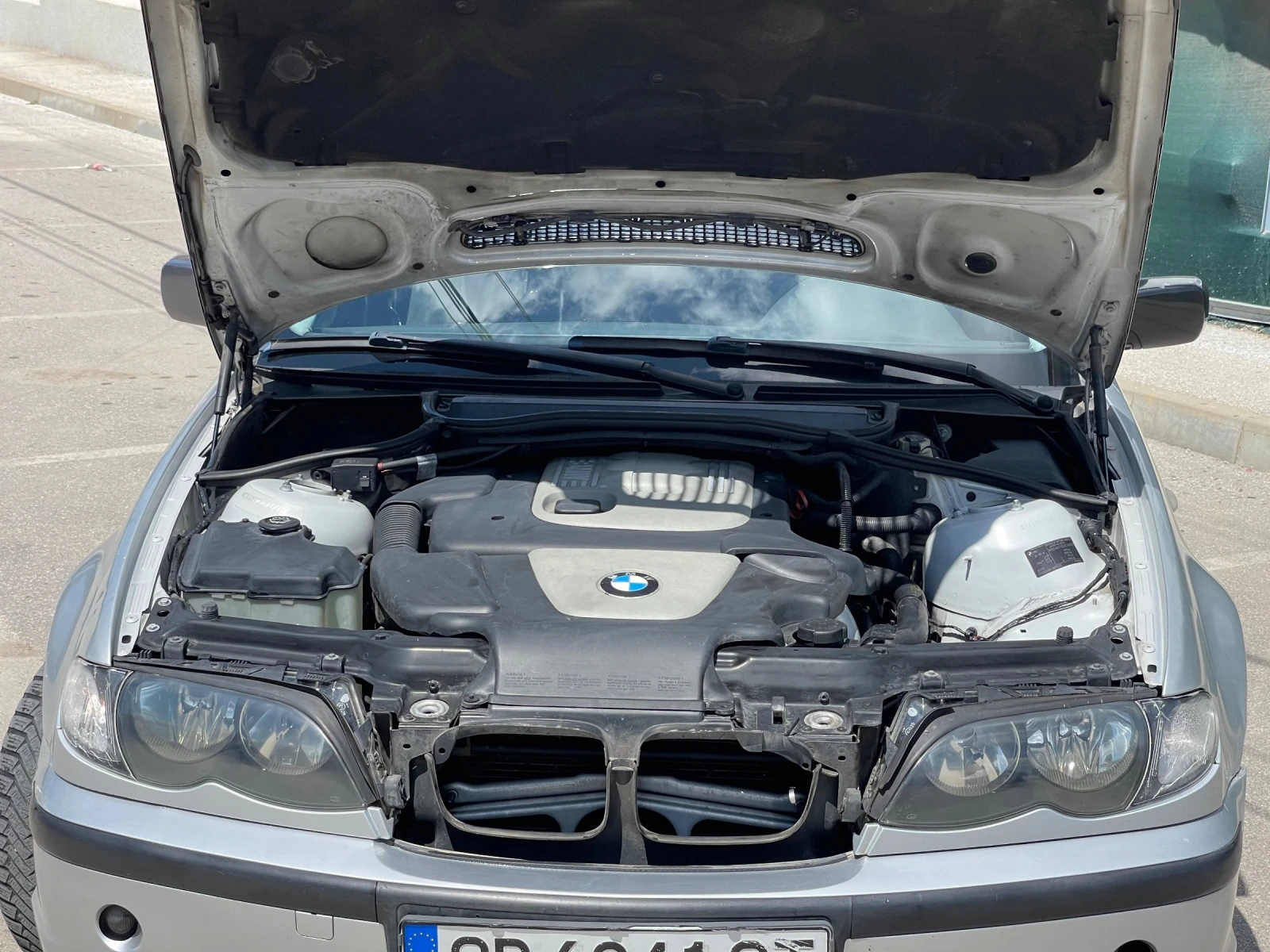 BMW 320 2.0, снимка 10 - Автомобили и джипове - 54493304