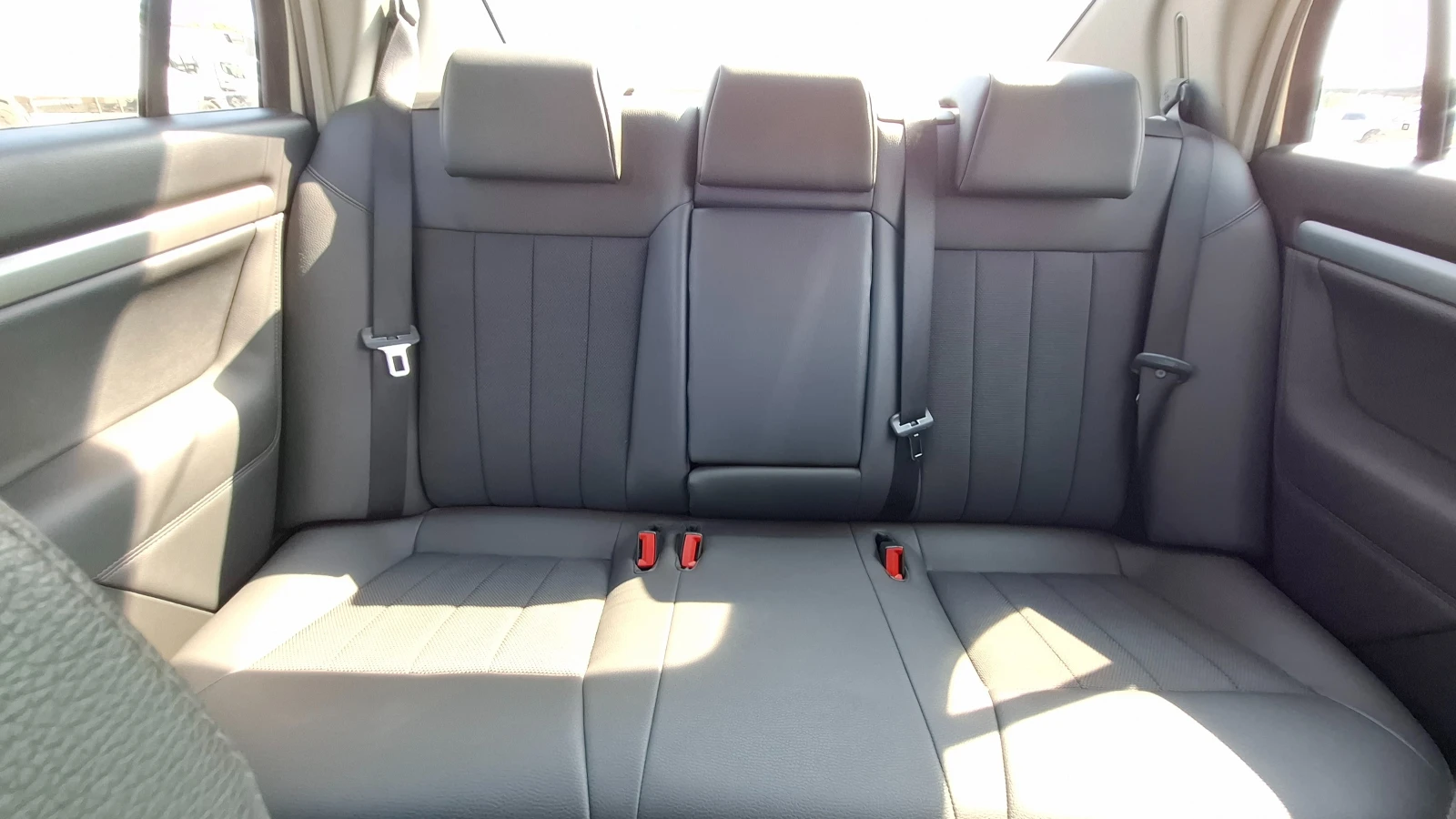 Opel Vectra 1.9 CDTI, снимка 14 - Автомобили и джипове - 55536312