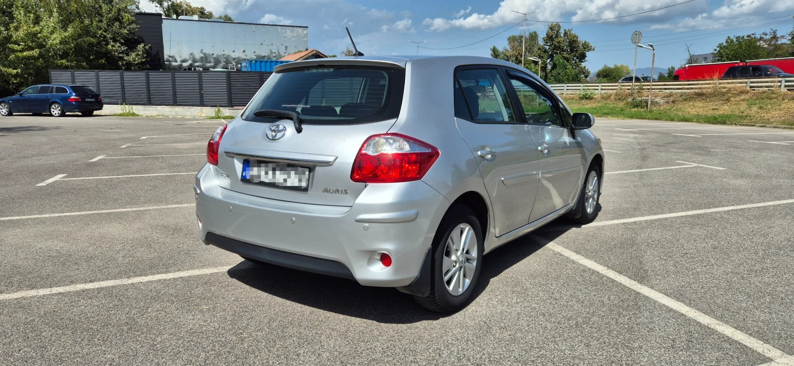 Toyota Auris 1.33VVT-I Верига , снимка 2 - Автомобили и джипове - 55878378