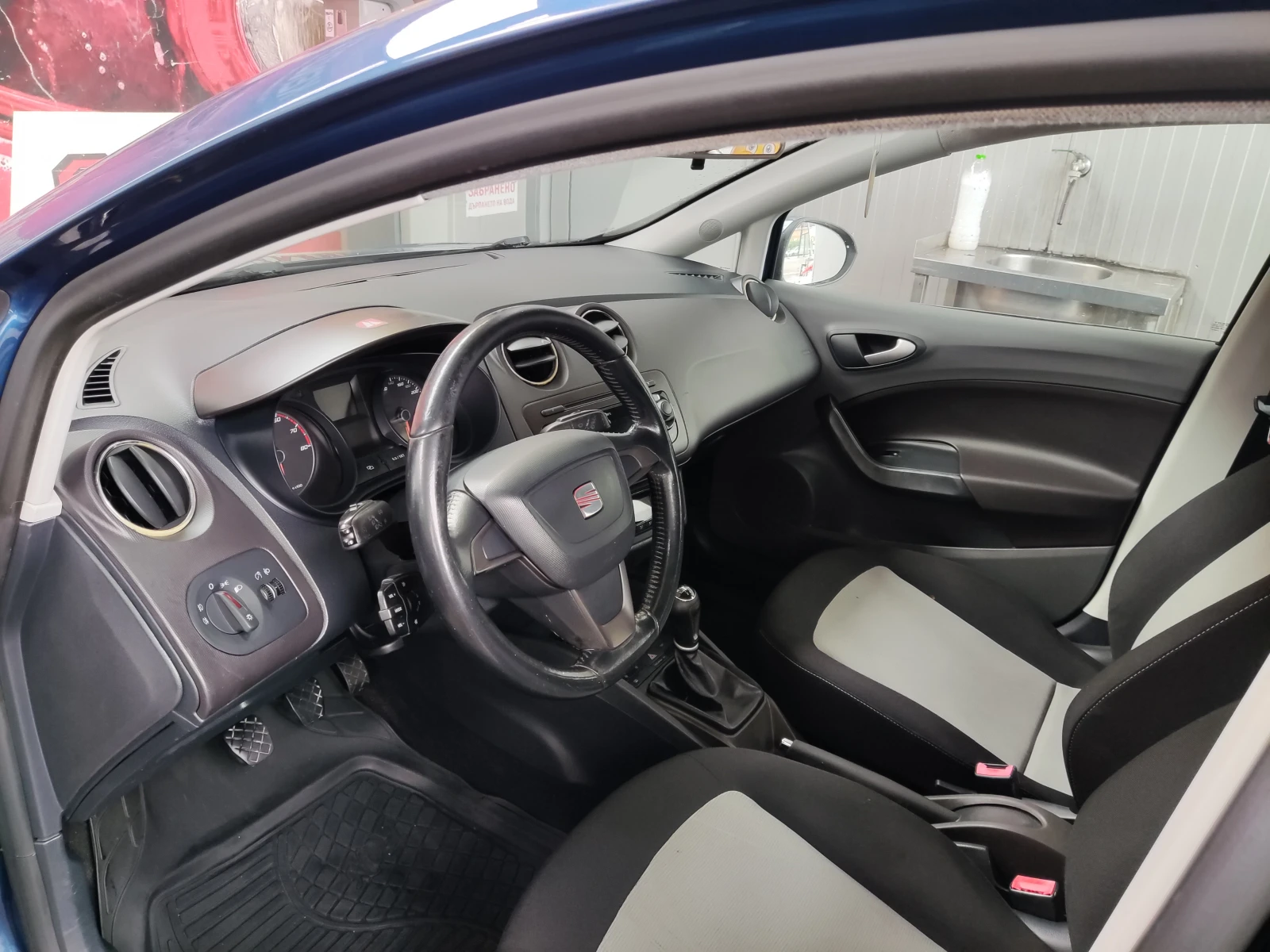 Seat Ibiza 1.4 FR, снимка 11 - Автомобили и джипове - 56524733