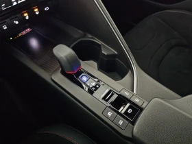Toyota C-HR 2.0 PHEV GR SPORT PREMIERE EDITION !!! | Mobile.bg    15