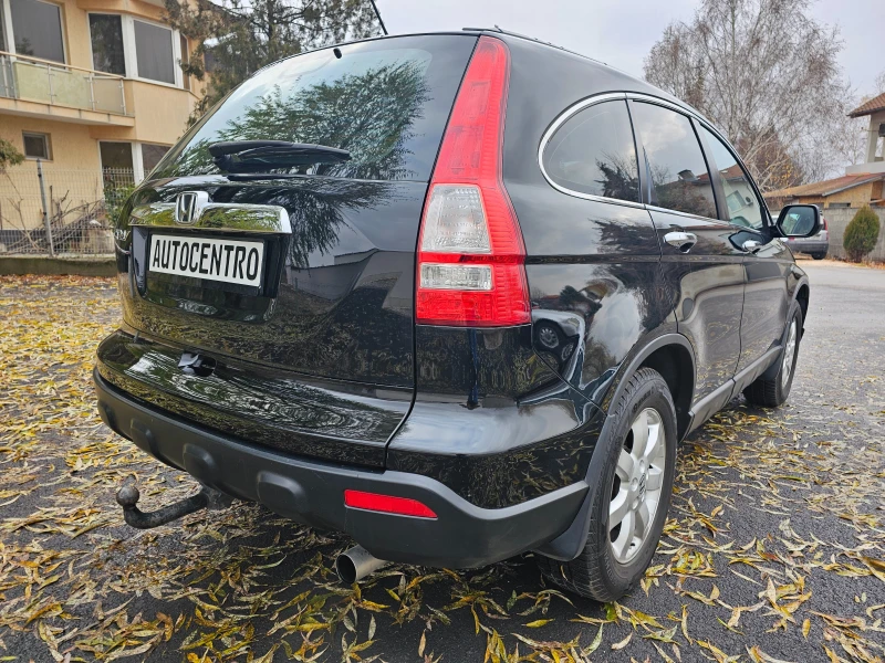 Honda Cr-v 2.0 Автомат 4х4 Навигация Подгряване Теглич, снимка 17 - Автомобили и джипове - 48271358